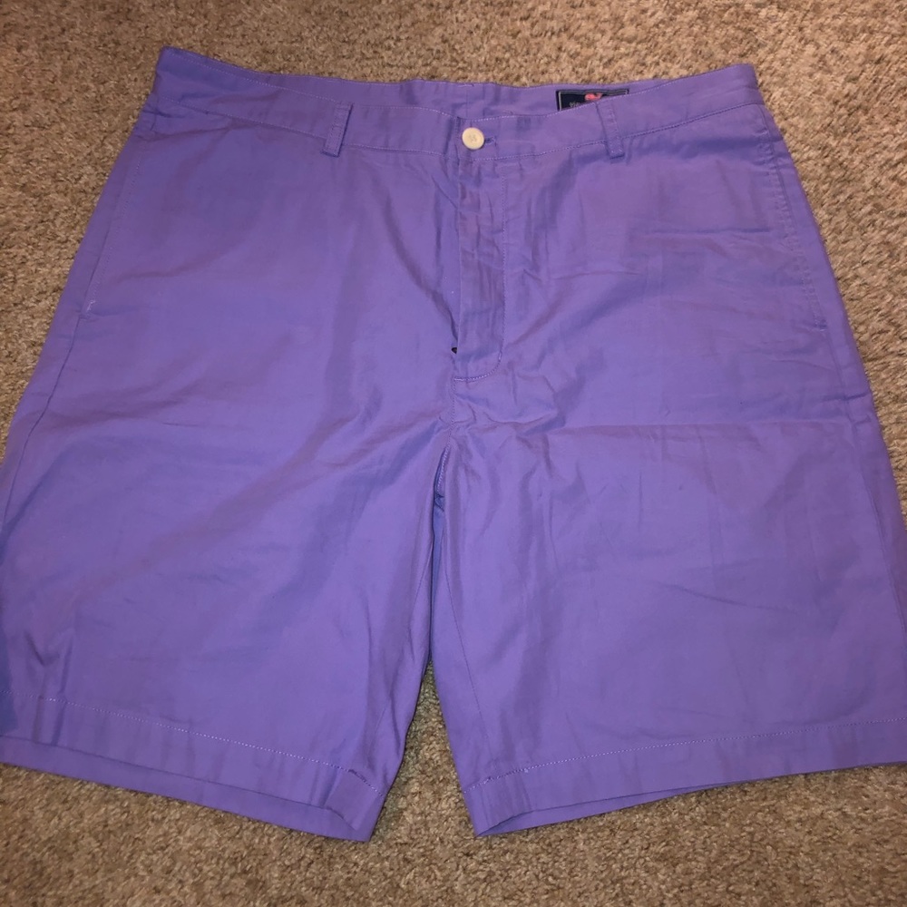 MENS NEVER WORN VINEYARD VINE SHORTS